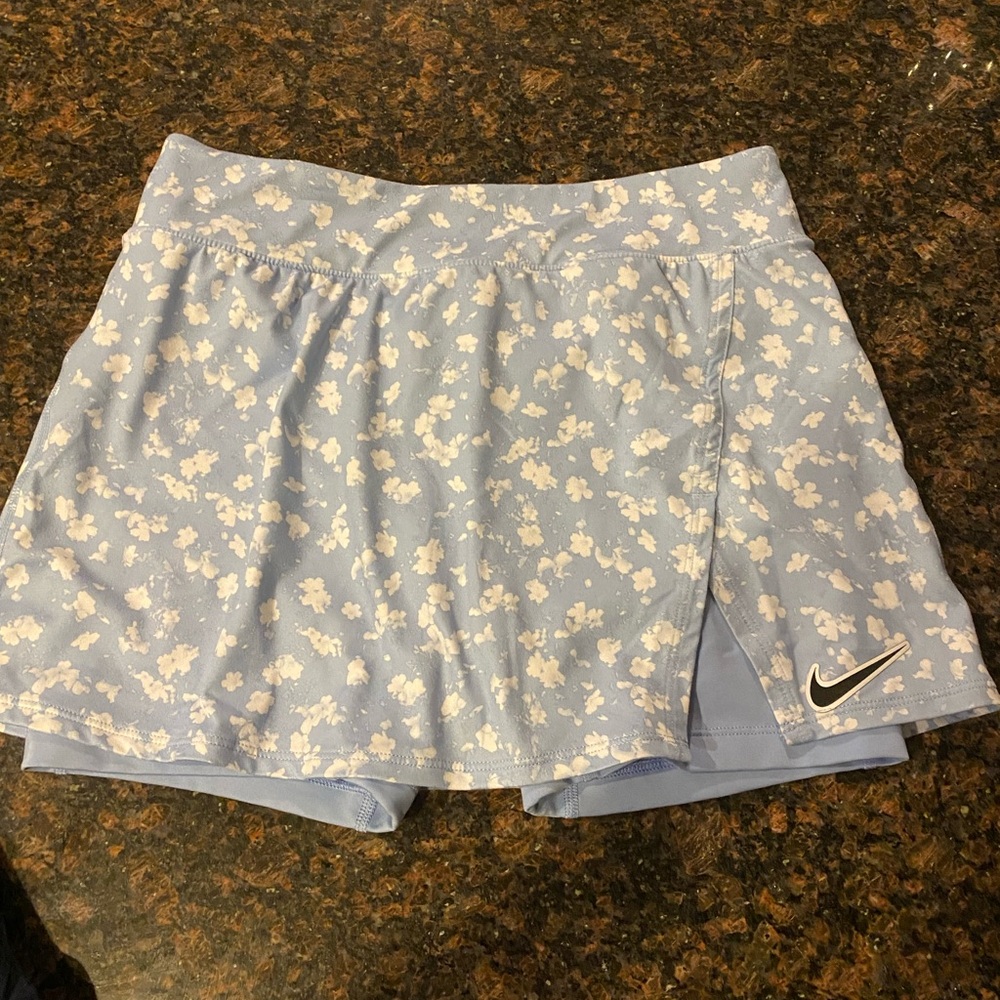 Nike Women's Dri-Fit Flouncy Golf Skirt